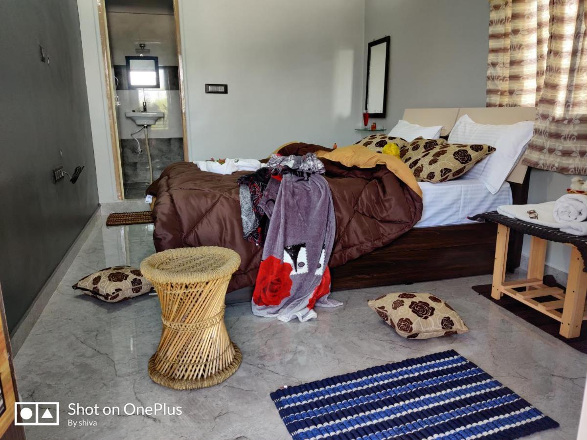 Lee Homestay Hampi Exterior foto